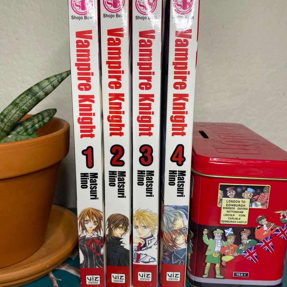 Vampire Knight 1-4